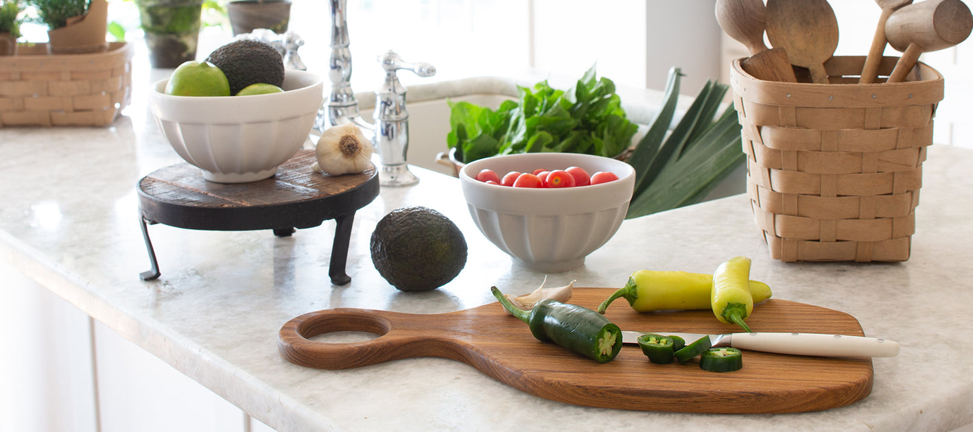 Longaberger, Kitchen, Mixing Bowl Longaberger Pottery Green Woven Design  Made In Usa
