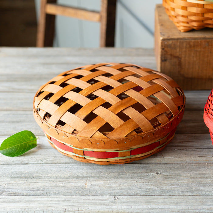 Apple Picking Medium Pie Basket with Lid and Protector - Red