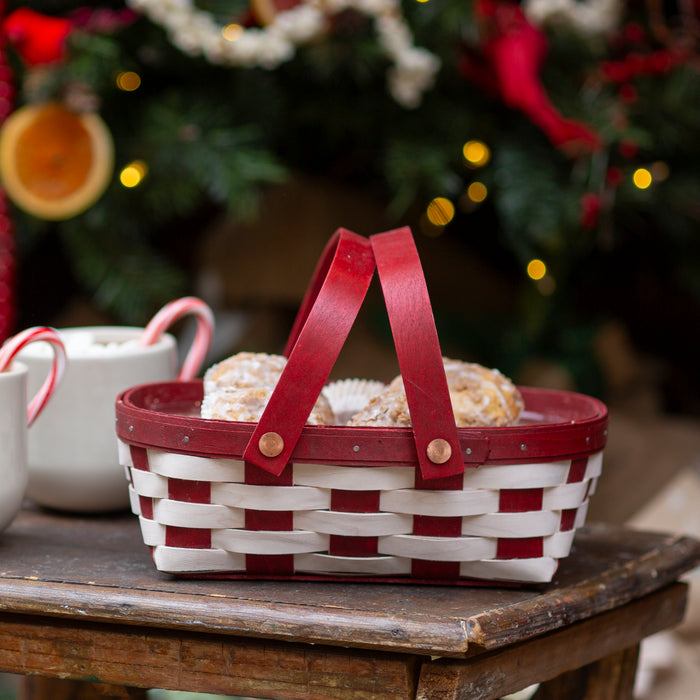 Christmas Weave Oval Muffin Basket Set with Protector - Bold Red