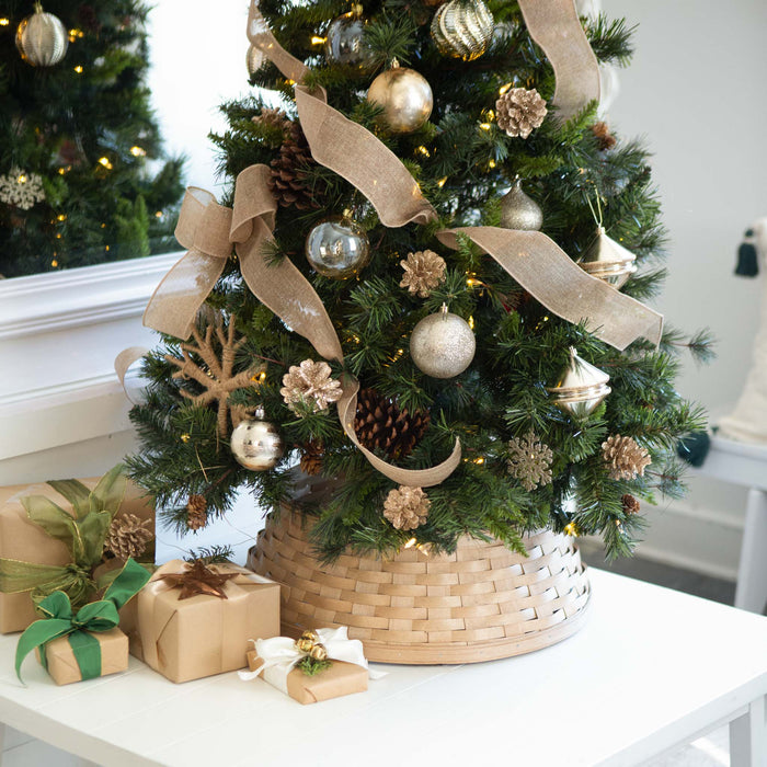 Christmas Small Tree Collar - Light Brown