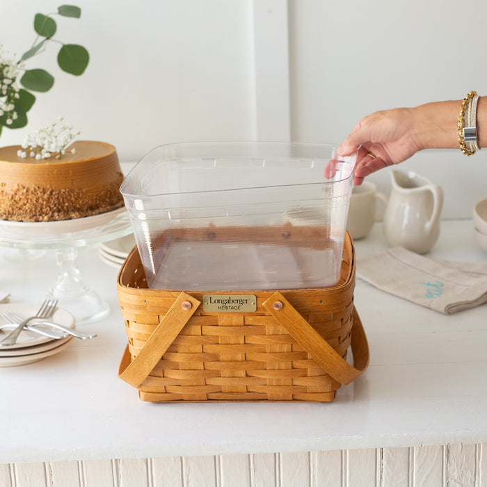 Collector's Heritage Cake Basket with Lid, Riser and Protector - Warm Brown