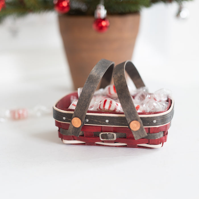 Santa Belly Miniature Gathering Basket
