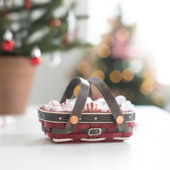 Santa Belly Miniature Gathering Basket