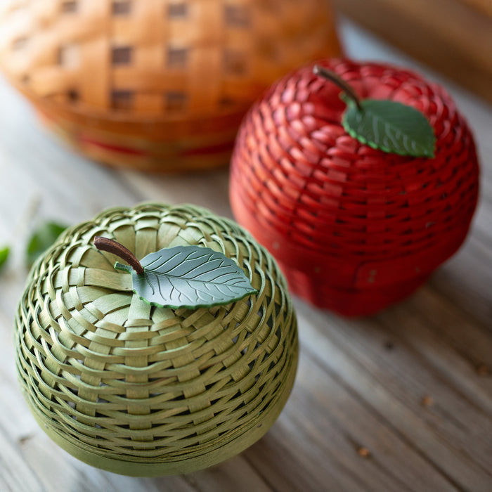 Apple Picking Small Apple with Woven Lid and Protector - Green