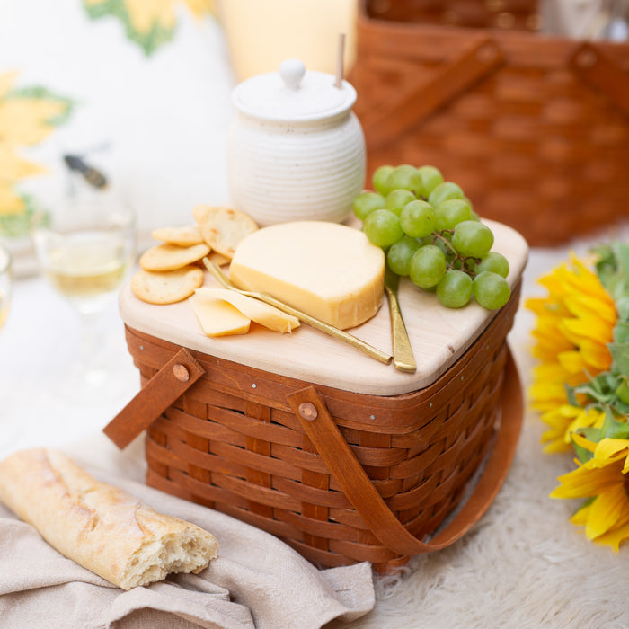 Mackinac Provision Picnic Basket with Lid and Protectors - Warm Cinnamon
