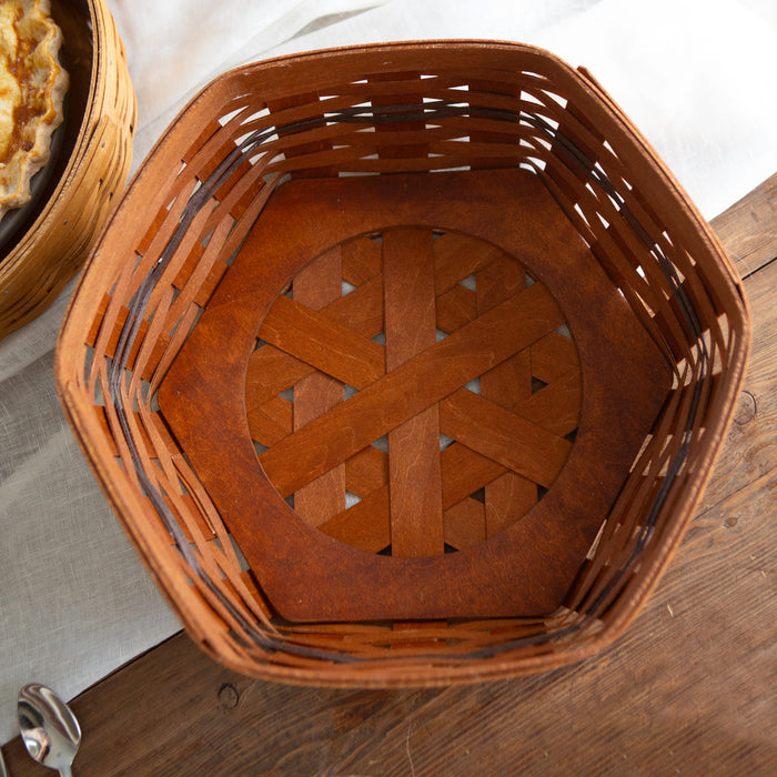 Thanksgiving Large Generations Basket with Protector - Warm Cinnamon and Dark Roast