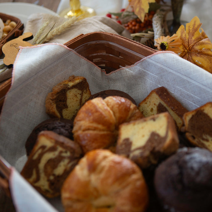 Thanksgiving Medium Gathering Basket with Protector - Warm Cinnamon and Dark Roast