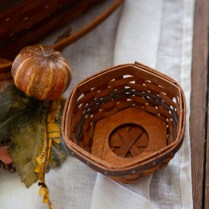 Thanksgiving Miniature Generations Basket - Warm Cinnamon and Dark Roast